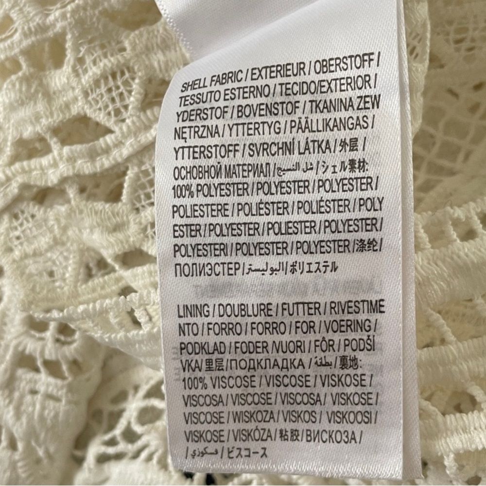 Farm Rio NWT Boho Cropped Guipure Lace Blouse Size small - Picture 14 of 14